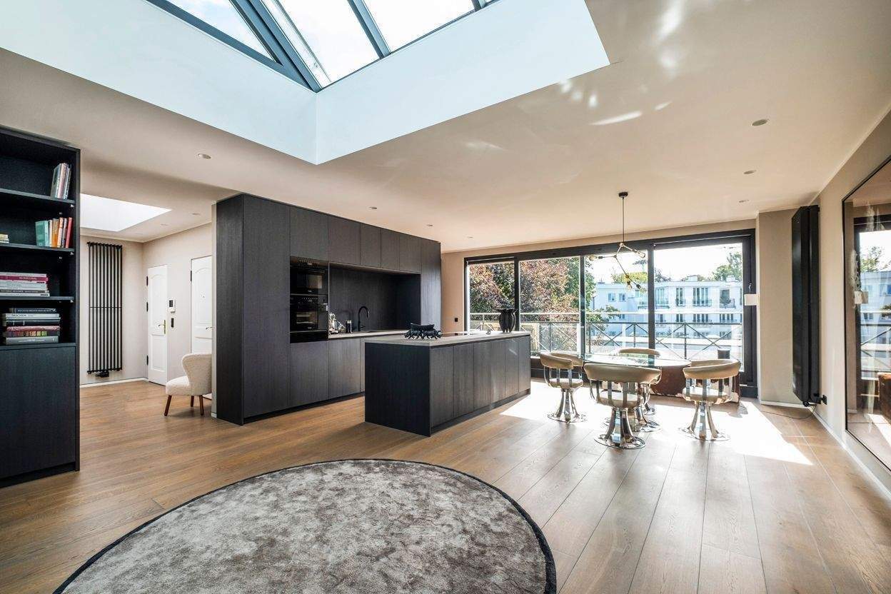 Einmalig: Modernes Penthouse im Stadtpalais am Harvestehuder Weg mit zwei TG-Stellplätzen – Hamburg – Vorschaubild 6