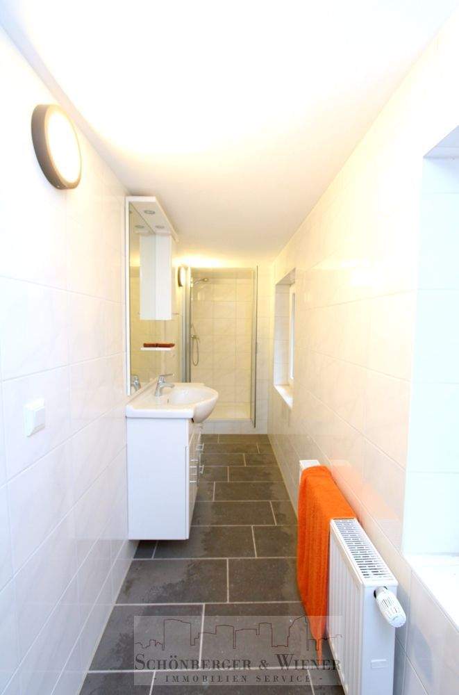 Bestandshaus mit vielen Möglichkeiten in toller Lage mit Flussblick – Regenstauf – Vorschaubild 9