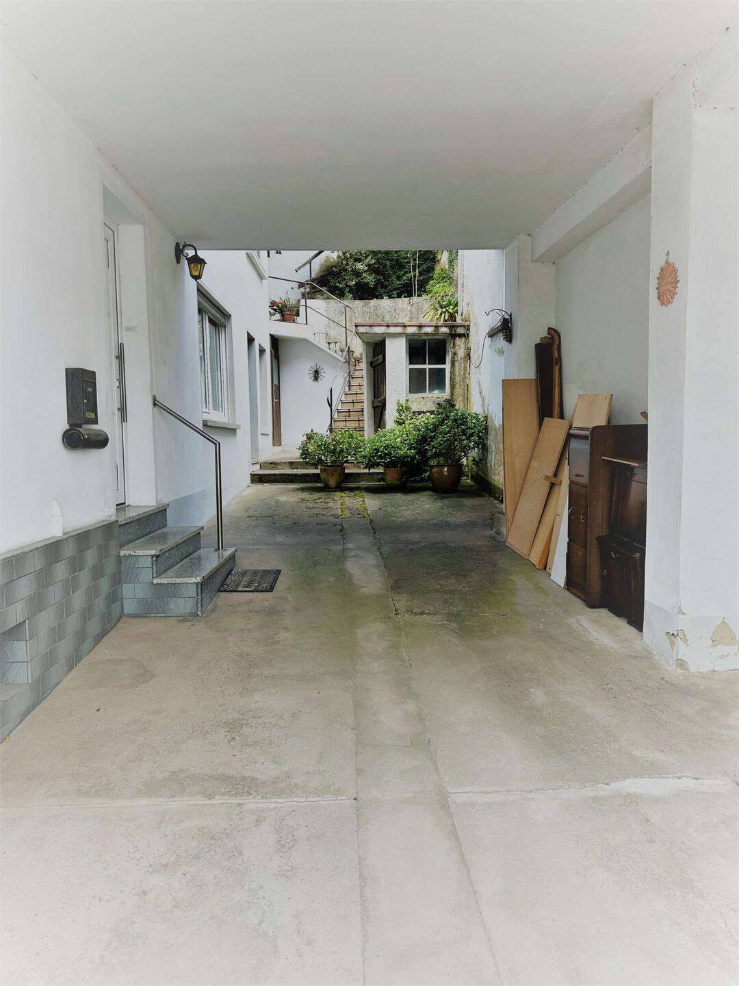 *** NEUER PREIS *** Renovierungs- bzw. teilweise Sanierungsbedürftiges Einfamilienhaus in Stauf mit kleinem Garten *** – Eisenberg (Pfalz) – Vorschaubild 2