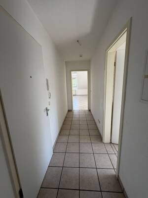 Charmante 2-Zimmer-Dachgeschosswohnung mit Loggia im Kreuzviertel – 44137 Dortmund – Vorschaubild 4