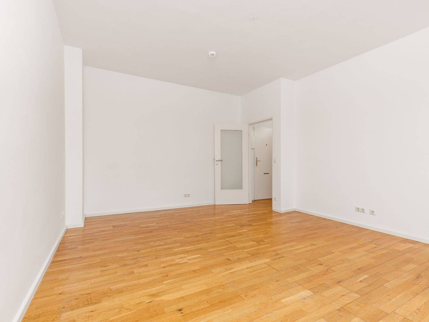 Kleiner Prinz - Ruhiges Apartment mit Außenstellplatz zwischen Prager Platz & Volkspark Wilmersdorf – Berlin – Vorschaubild 3
