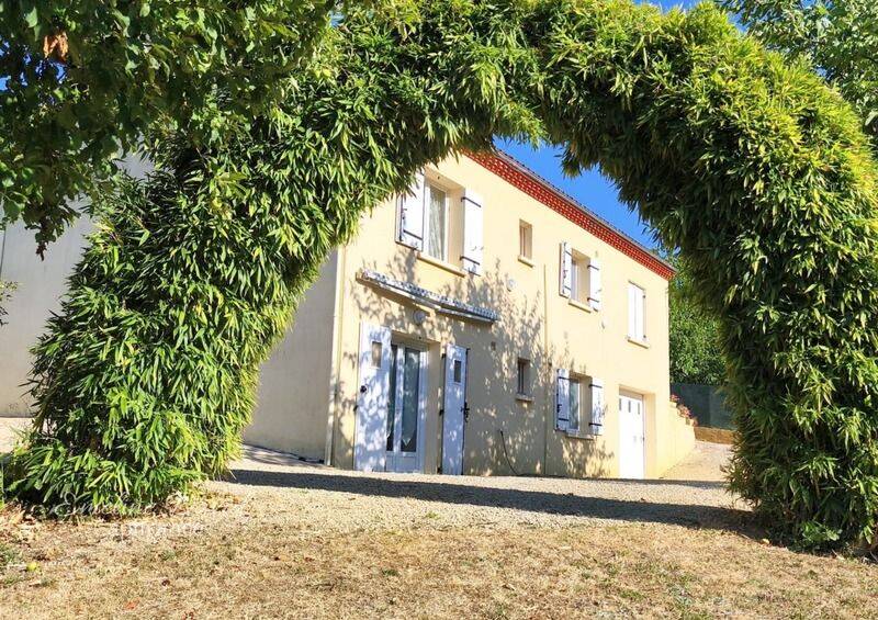 Maison 7 pièces 165 m² · à Sarlat-la-Canéda · 165 m² · 267 000 €