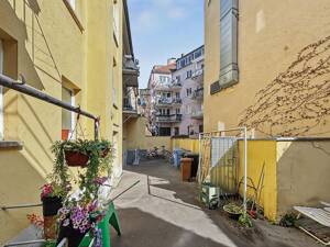 Mehrfamilienhaus im Ensembleschutz in der Würzburger Stadtmitte – 97070 Würzburg – Vorschaubild 2