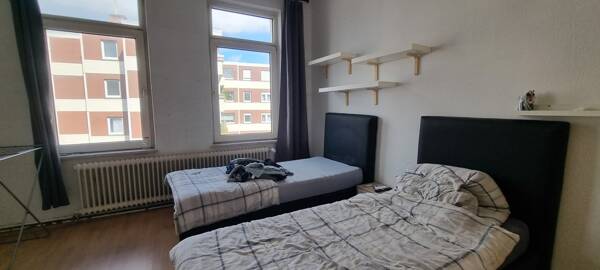 Etagenwohnung in 26382 Wilhelmshaven mit 219 m² kaufen