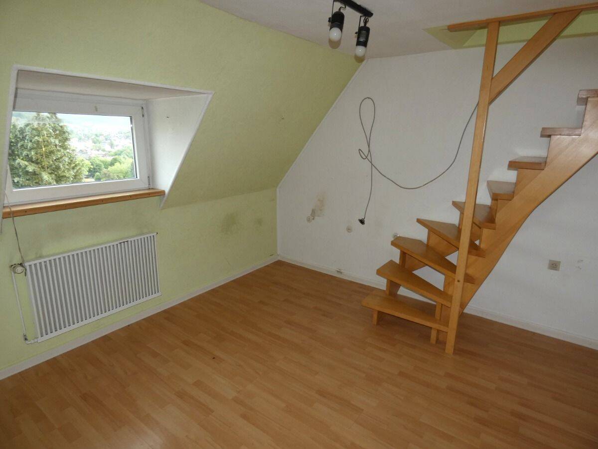 Gestalten statt suchen: Doppelhaus mit 8 Zimmern und großem Grundstück – Siegen – Vorschaubild 8