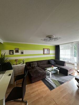 zentral gelegene 2-Zimmerwohnung mit großem Balkon und KFZ- Stellplatz in TG – 63067 Offenbach am Main – Vorschaubild 3