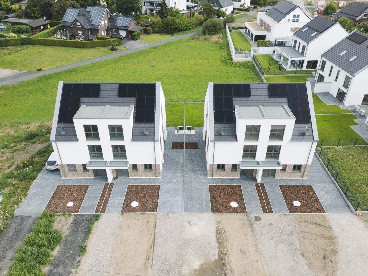 EXKLUSIVES WOHNEN IM GRÜNEN WINKEL - ARCHITEKTUR TRIFFT LEBENSQUALITÄT – Hamm – Vorschaubild 4