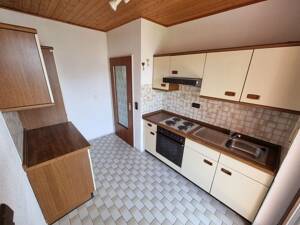 Citynah in Trier-Süd: Helle 2-Zimmer-Wohnung mit Balkon und eigenem Stellplatz in der Nikolausstraße – 54290 Trier – Vorschaubild 9