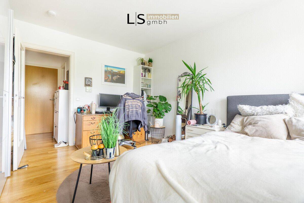 **Studenten & junge Berufstätige aufgepasst** Schönes, helles 1-Zimmer-Apartment in S-Ost! – Stuttgart – Vorschaubild 2