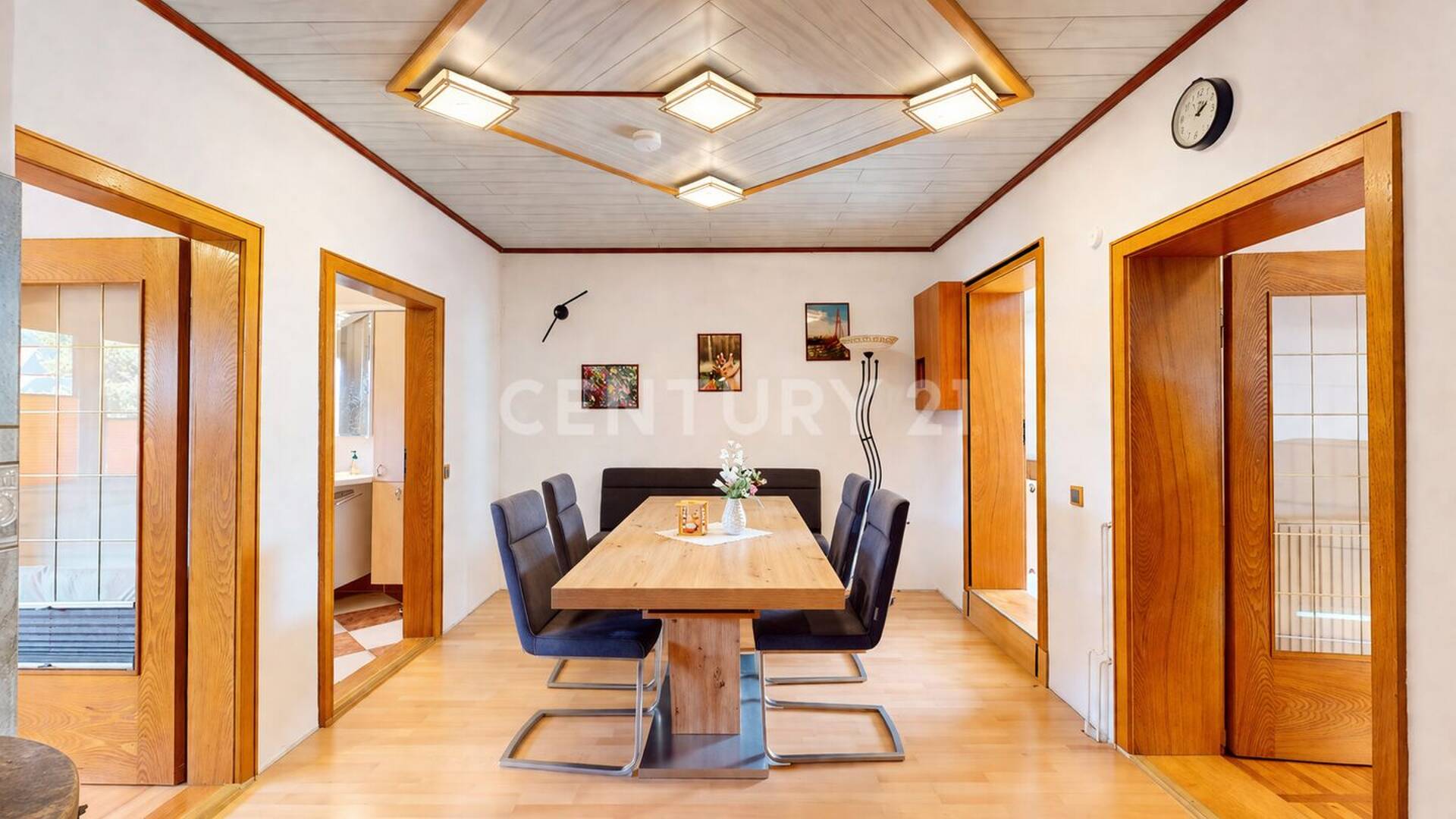 Haus in 39120 Magdeburg mit 199,63 m² kaufen