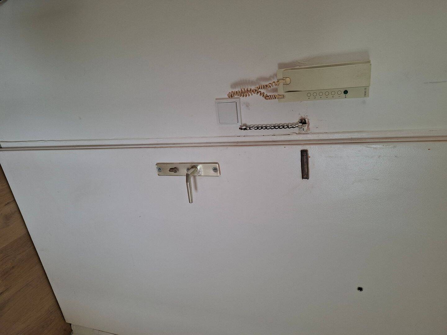 Komplett sanierte teilmöblierte Wohnung in Buxtehude in der Nähe von Hamburg-Harburg – Hamburg – Vorschaubild 4