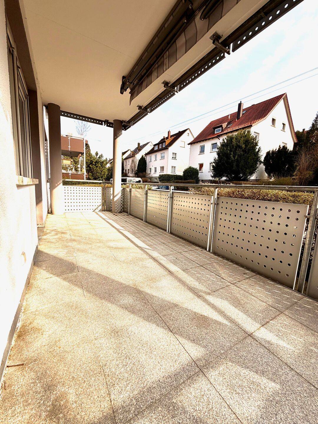 Als Anlage: schöne 4 Zimmer Hochparterre Wohnung mit Garage in S- Bad Cannstatt – Stuttgart – Vorschaubild 9