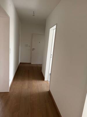 !!! Neuwertige, kernsanierte 3 Zimmereigentumswohnung in Sieglitzhof/ruhige Waldlage!!! – 91054 Erlangen – Vorschaubild 4