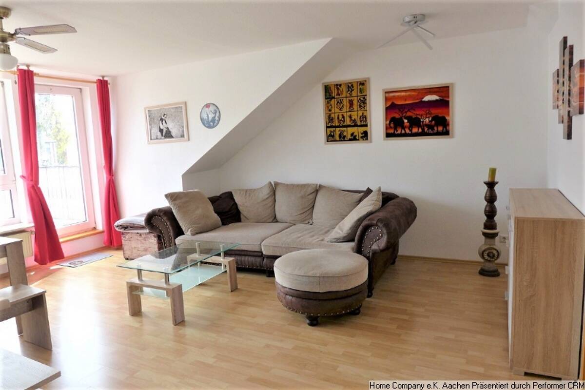 Gemütlich möblierte 3 Zimmerwohnung mit Balkon und Stellplatz – 52080 Aachen – Bild 1 von 9