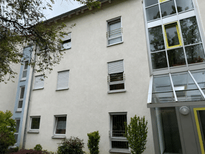 3-Zimmer-Erdgeschosswohnung mit Terrasse, Gartenbereich und Tiefgaragenstellplatz in Stuttgart-Bad Cannstatt – 70374 Stuttgart – Vorschaubild 3