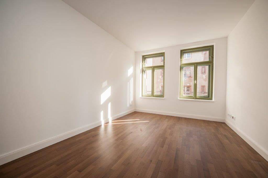 Stilvolle ETW mit Top-Ausstattung! + Parkett + Fußbodenheizung + Wanne & Dusche + Balkon + LED-Licht – Leipzig – Vorschaubild 5