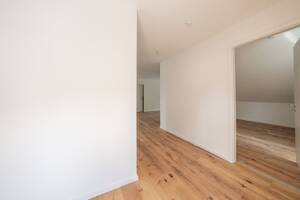 Wohnjuwel an der Waldau: Wohntraum mit zwei Panoramabalkonen und purem Luxuskomfort auf 140m² – 53127 Bonn – Vorschaubild 3