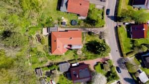 Ein Bungalow - unzählige Möglichkeiten: Großzügiges Zweifamilienhaus - traumhaftes Grundstück! – 23562 Lübeck – Vorschaubild 3