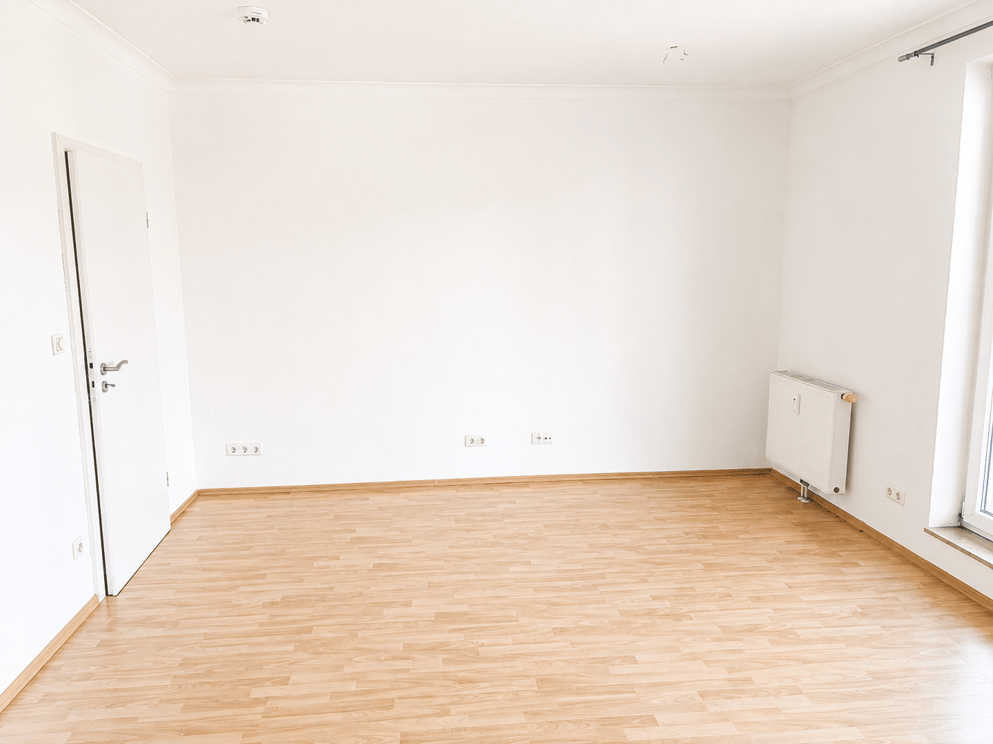 Dachgeschosswohnung (2 Zi.) mit großer Dachterrasse von privat – Hamburg – Vorschaubild 8