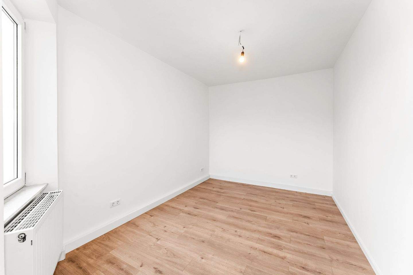 Ab sofort bezugsfertig: Charmante 3-Zimmer-Wohnung nach Modernisierung – Nürnberg – Vorschaubild 5