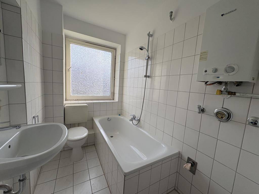 Renovierte 2-Zimmer-Nachbarwohnungen in Bremerhaven – Bremerhaven – Vorschaubild 6