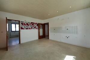 Wohnungspaket mit Potenzial - 2 Einheiten, Balkon und großzügige Garage – 91710 Gunzenhausen – Vorschaubild 6