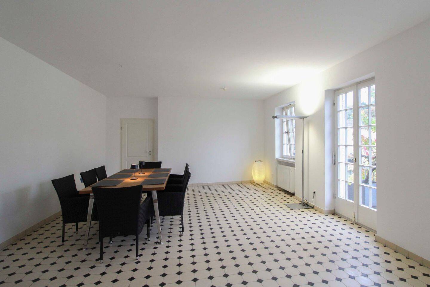 Einzigartige und schöne Maisonettewohnung in Bonn Holzlar mit 3 Balkonen und Garten – Bonn – Vorschaubild 4