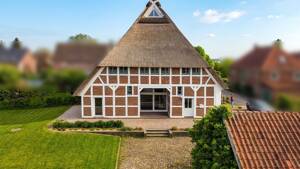 Maisonette-Unikat mit Endreihenhaus-Charakter unter Reet zum Kauf in Neuenfelde - Wentzel Dr. – 21129 Hamburg – Vorschaubild 2