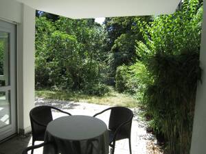 Wunderschöne 2-Zimmerwohnung im EG mit eigenem Gartenanteil und einem Duplexstellplatz (oben) in Alt-Solln. Prov.frei ! – 81479 München – Vorschaubild 4