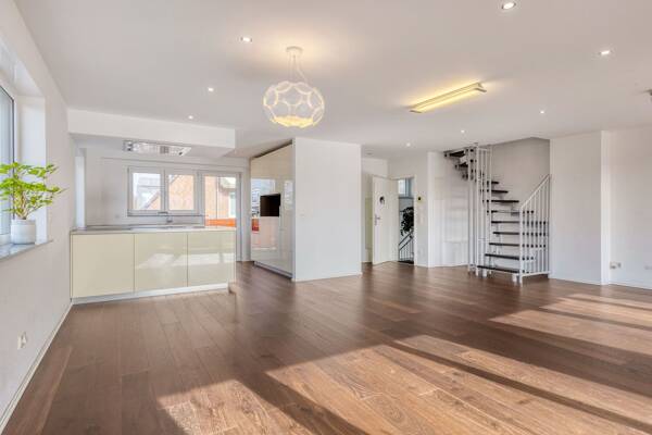 Maisonettewohnung in 51109 Köln mit 118,2 m² kaufen