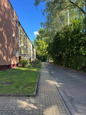 Lebensqualität inklusive – Sonnige 3-Zimmer-Wohnung mit großem Balkon, KellerRAUM & Garage im Komponistenviertel