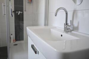 Charmante Dachwohnung mit sonniger Dachterrasse – 45357 Essen – Vorschaubild 9
