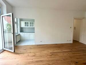 Sofort einziehen: Helle 2-Zimmer-Wohnung mit traumhaftem Balkon! – 13409 Berlin – Vorschaubild 6