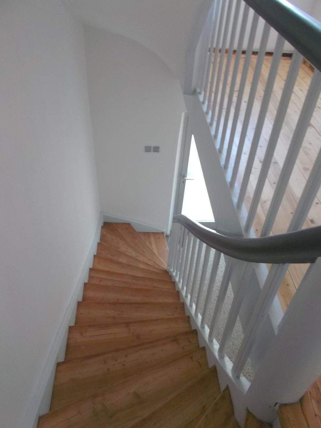 Schön renoviertes RMH mit Garten in Regensburg – Regensburg – Bild 1 von 9