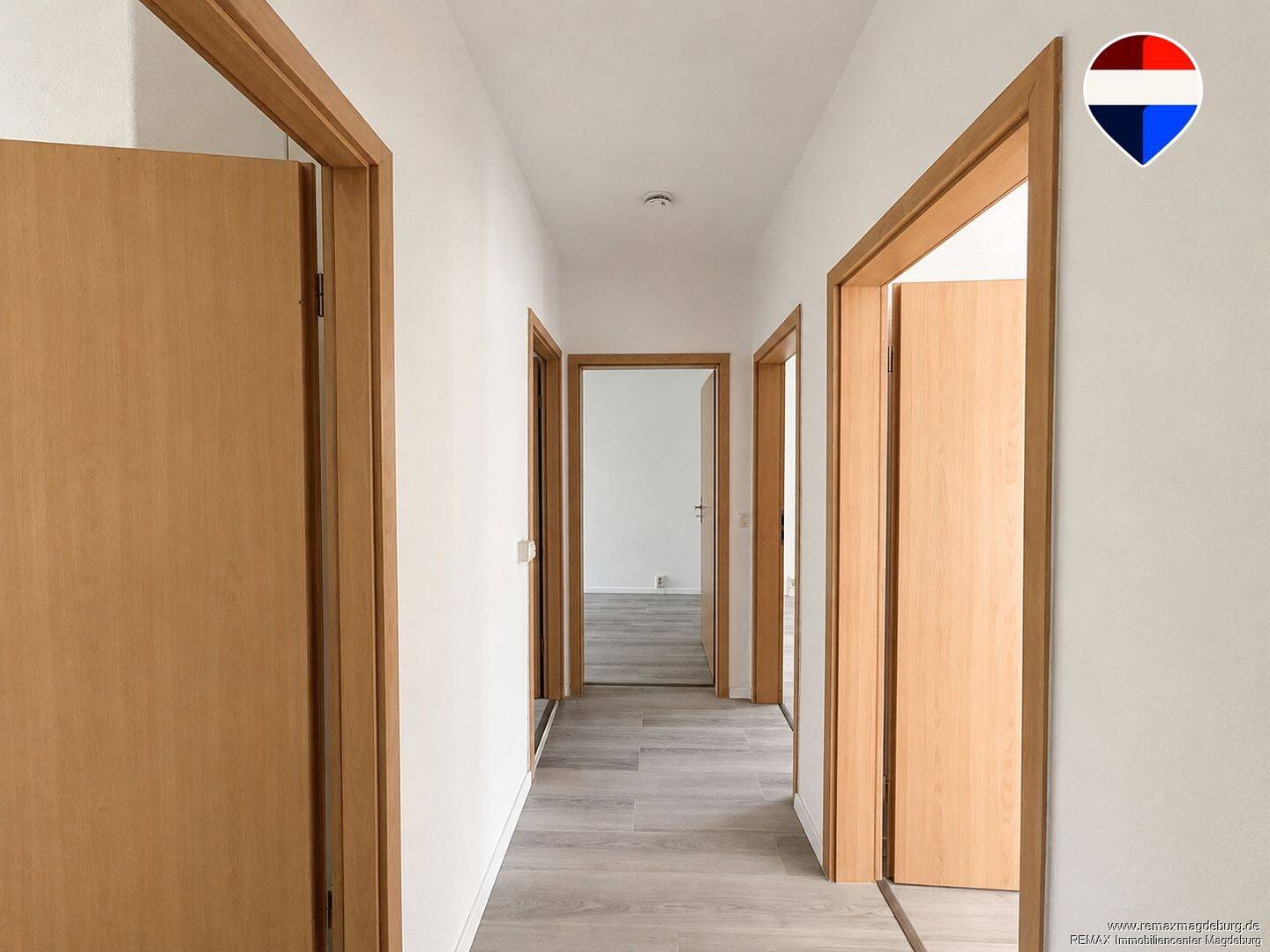 Gemütliche 3-R-Wohnung mit sonnigem Balkon und Tageslichtbad – Magdeburg – Vorschaubild 6
