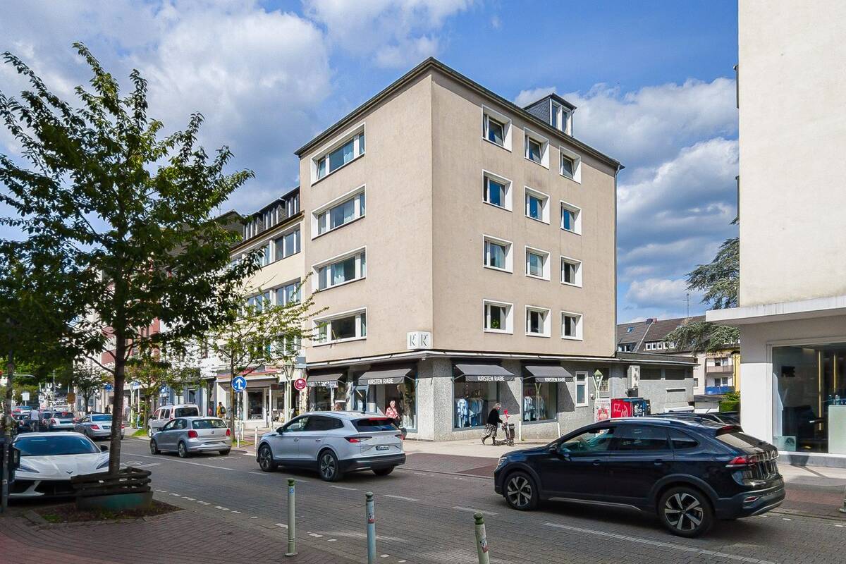FREIGEZOGEN - 3,5 Zimmer - Loggia / Balkon - Rüttenscheider Straße - Bestlage – 45131 Essen – Bild 1 von 9
