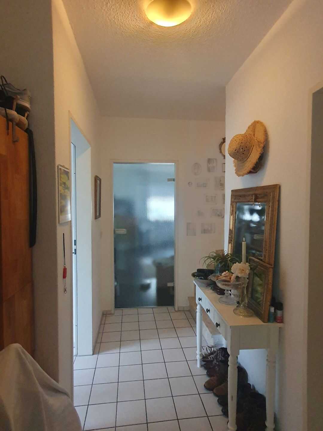 Charmante 2,5 Zimmer Maisonettewohnung mit Einbauküche in Top-Zustand – Bremerhaven – Vorschaubild 7