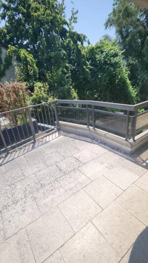 Ein Zuhause mit WOW-Effekt: Besondere Eigentumswohnung mit exklusivem Charakter und großem Balkon in Waldrandlage von Mülheim Saarn! – 45481 Mülheim an der Ruhr – Vorschaubild 2