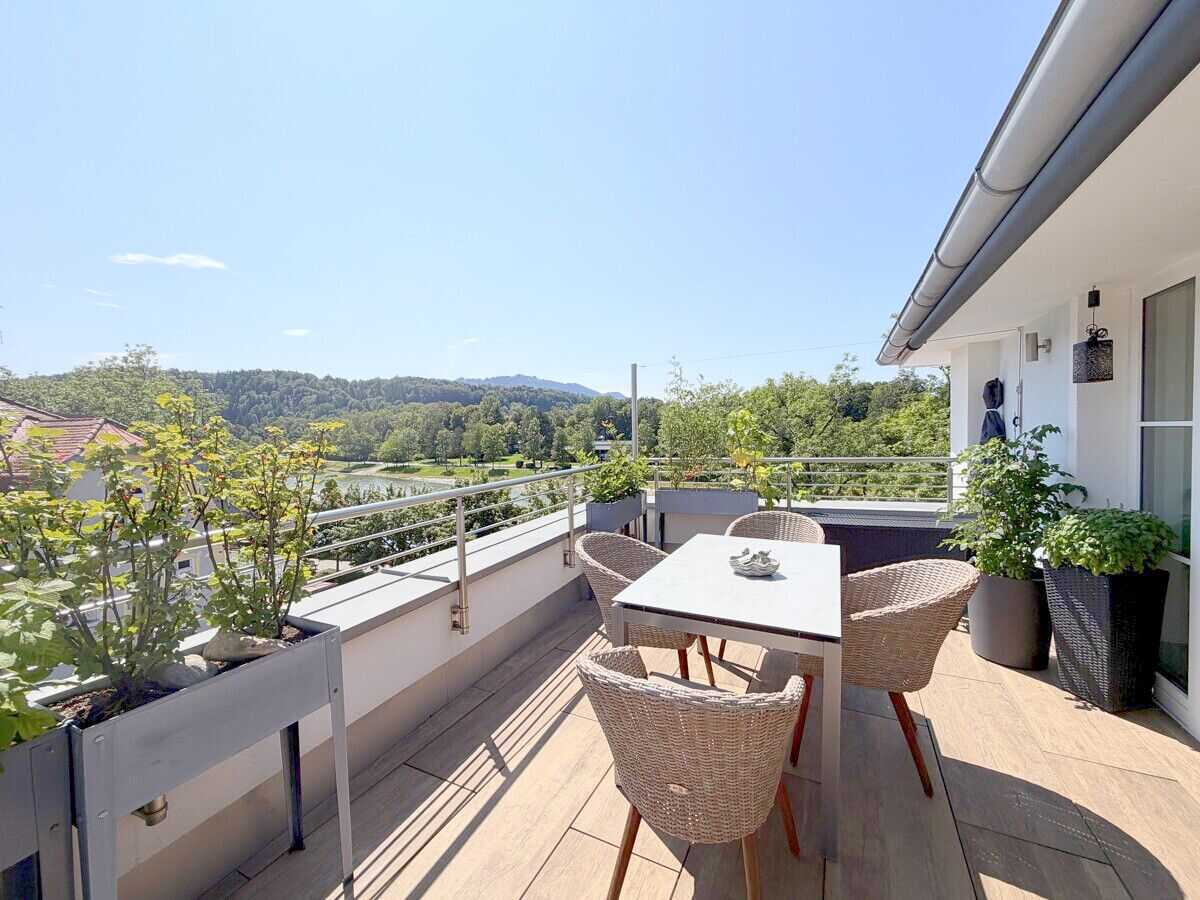 Überwältigende neue Penthouse-Maisonette-Wohnung direkt an Isar & Altstadt im kernsanierten Altbau