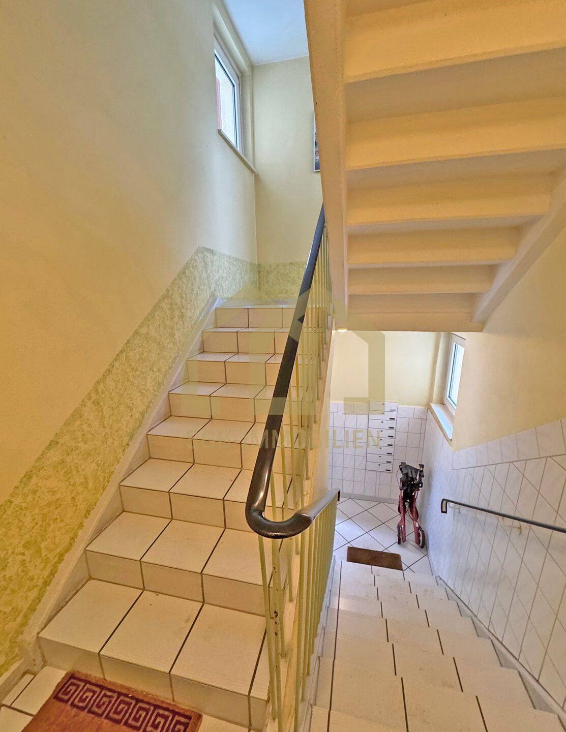 Neustadt: Lichtdurchflutete 3-Zimmer-Eckwohnung mit Sonnenbalkon, Tageslichtbad & Zusatzräumen – Bremen – Vorschaubild 7