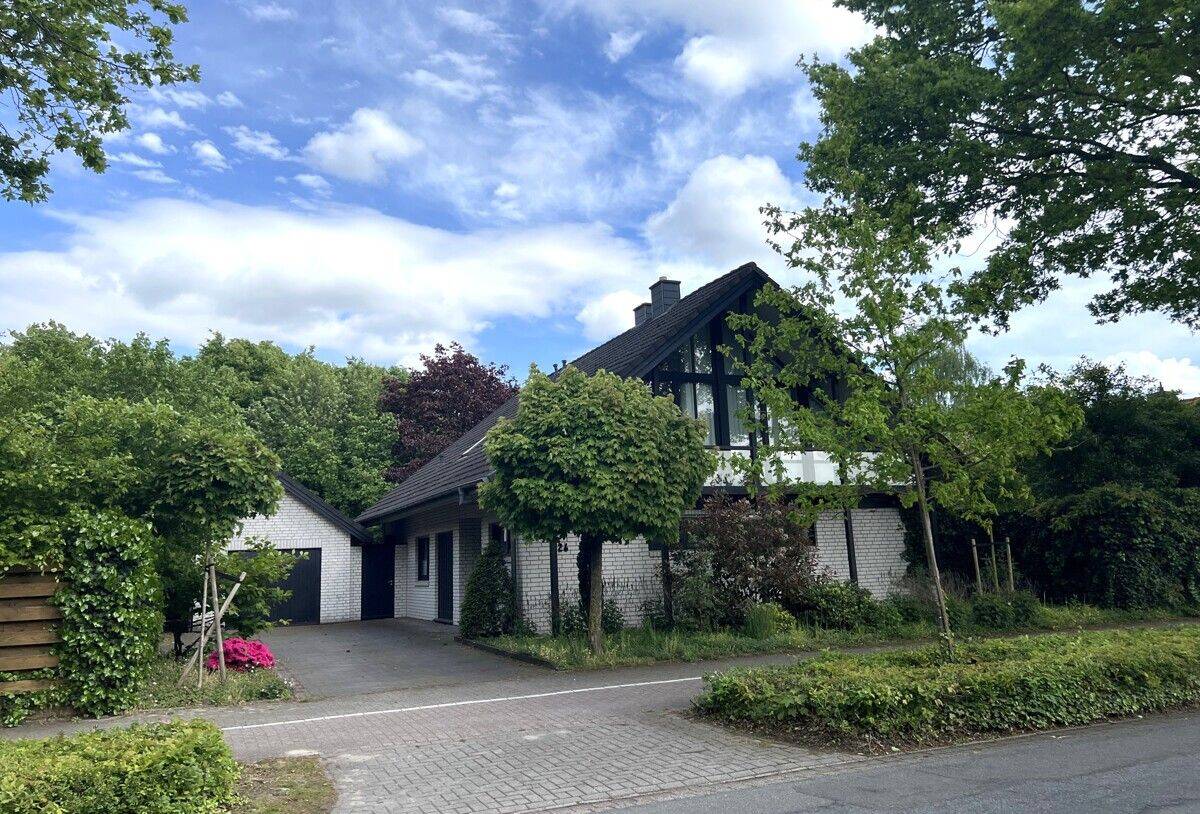 Exklusives Einfamilienhaus fußläufig zum Welper Wald zu vermieten!