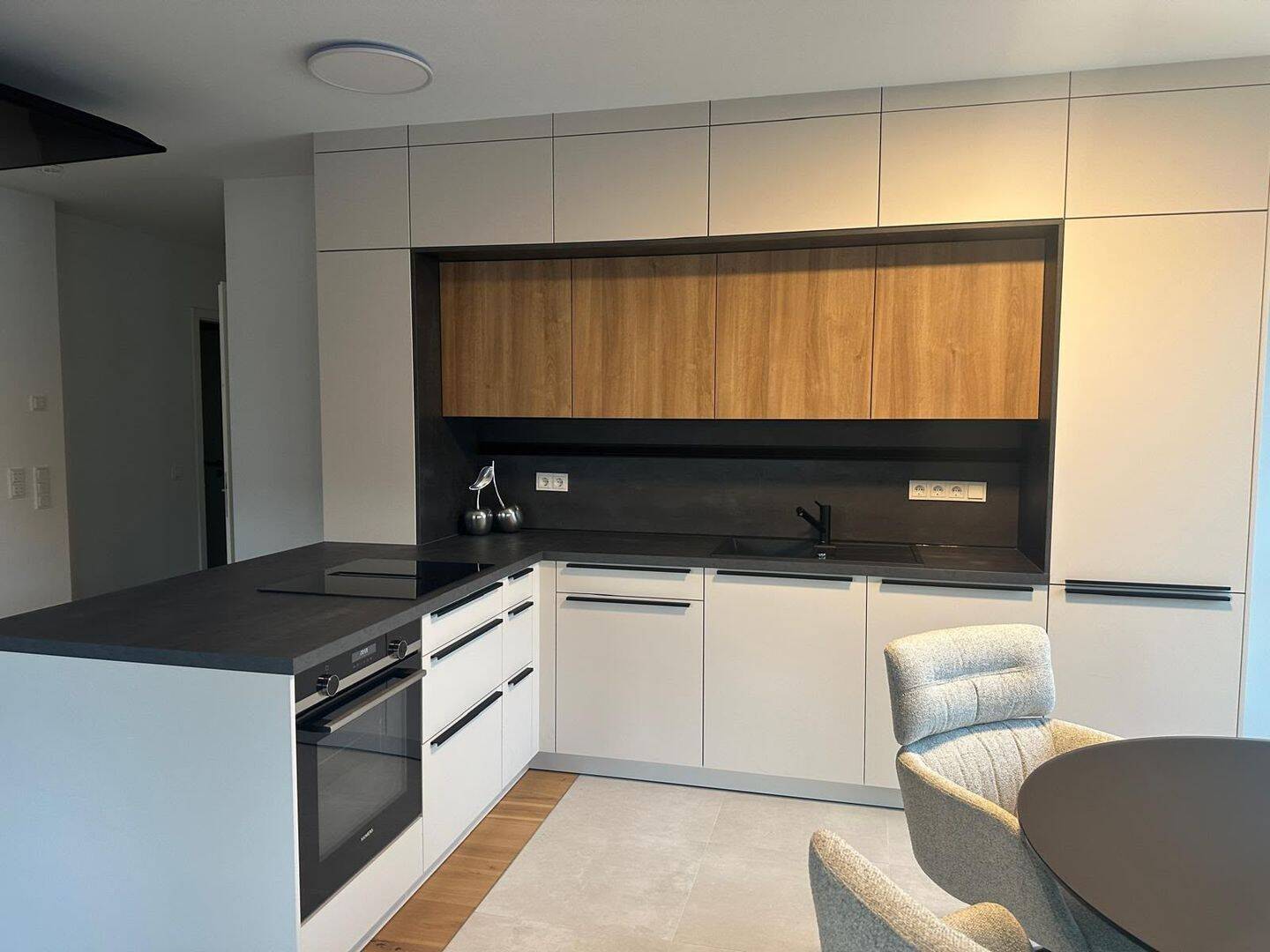 Exklusive 4-Zimmer-Luxuswohnung mit Süd-West-Loggia im Seetor Nürnberg – Nürnberg – Vorschaubild 9
