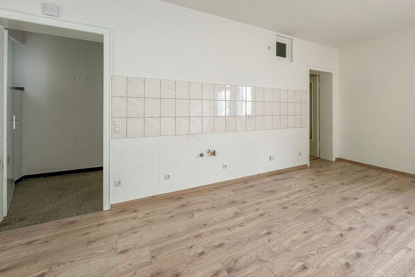 2 Zimmer - eigener Eingang - große Terrasse mit Garten - opt. Garagenstellplatz – Hagen – Vorschaubild 3
