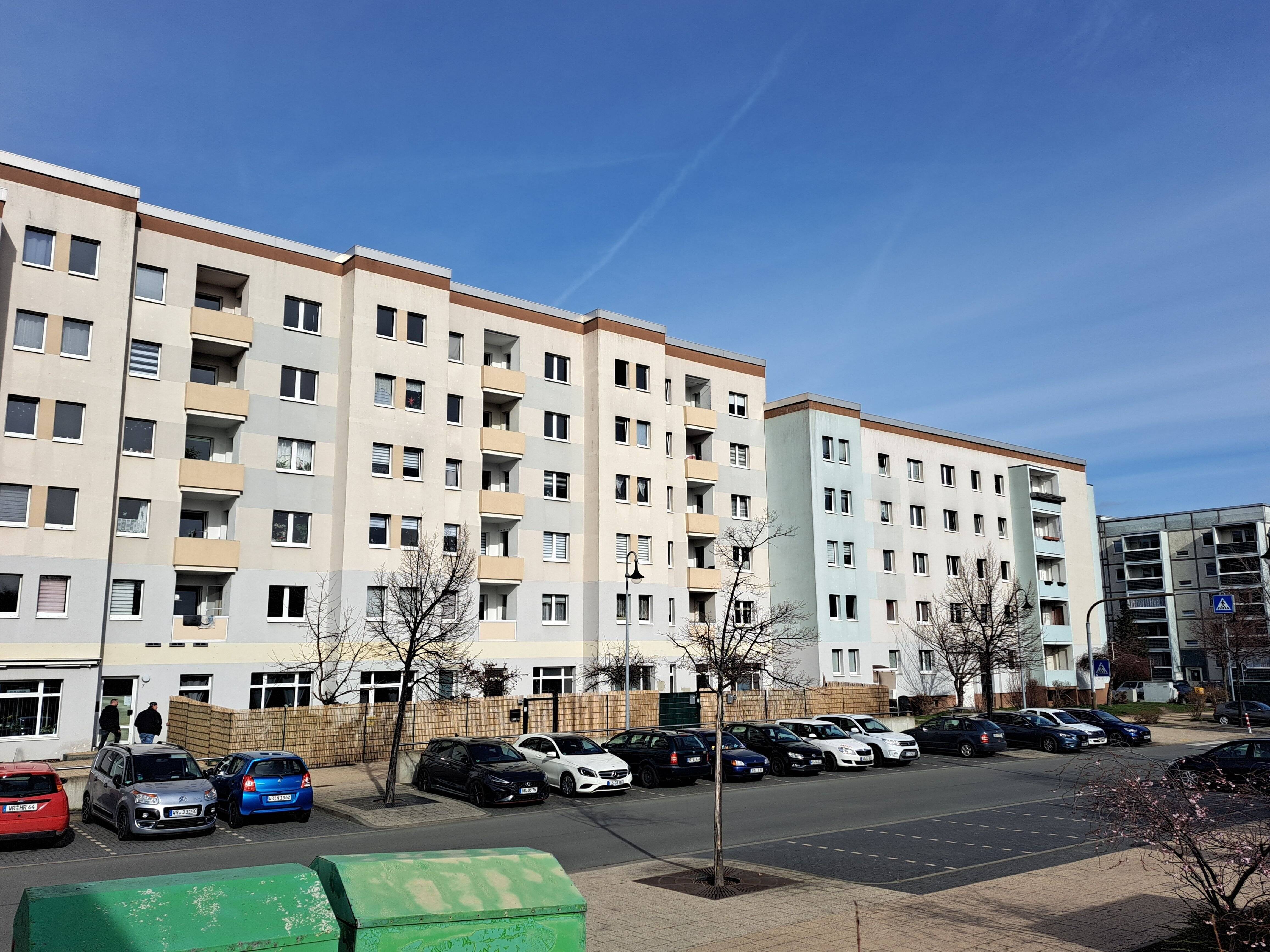Schöne sonnige 3 Zimmerwohnung im 3OG