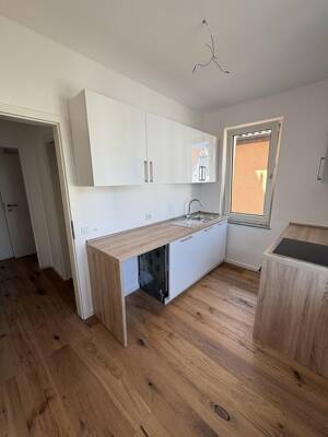 Kernsanierte 2- & 3-Zimmerwohnungen mit Einbauküche - WG, Paare & Familien willkommen – 70435 Stuttgart – Vorschaubild 6