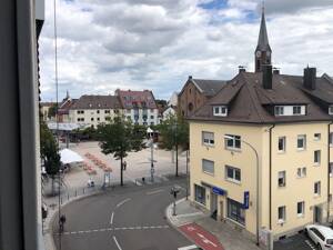 3,5 Zimmer-Wohnung mit sonnigem Balkon, EBK, in ruhiger Lage – 89231 Neu-Ulm – Vorschaubild 4