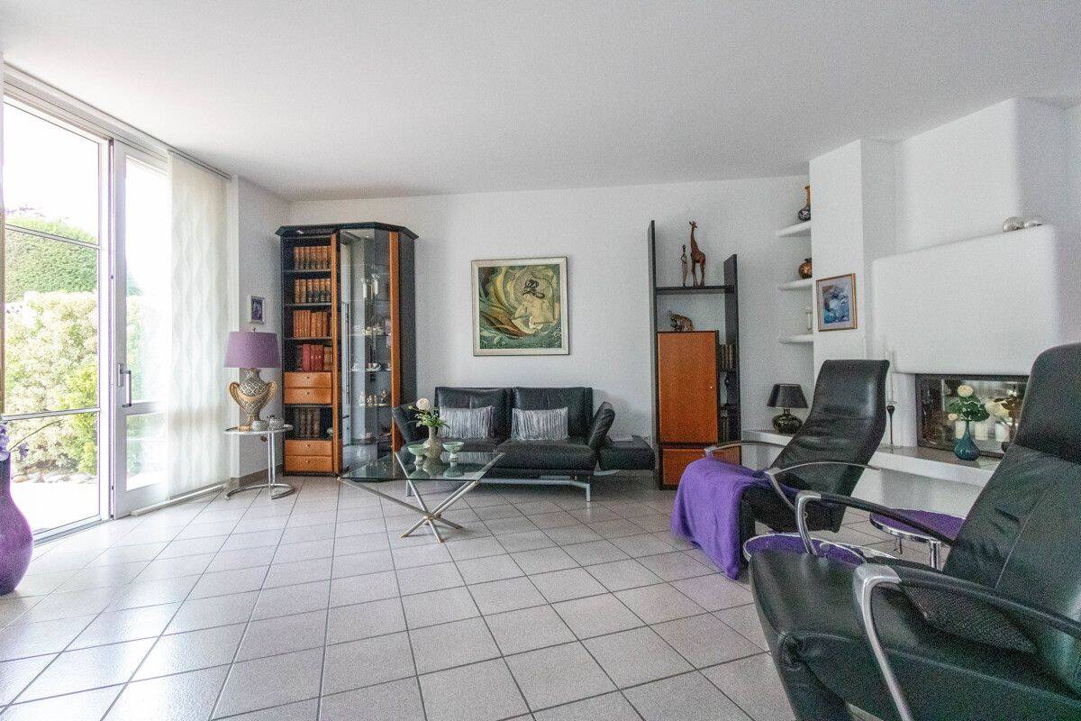Charmante Doppelhaushälfte mit pflegeleichtem Garten im Ingolstädter Westen! – Ingolstadt – Vorschaubild 4