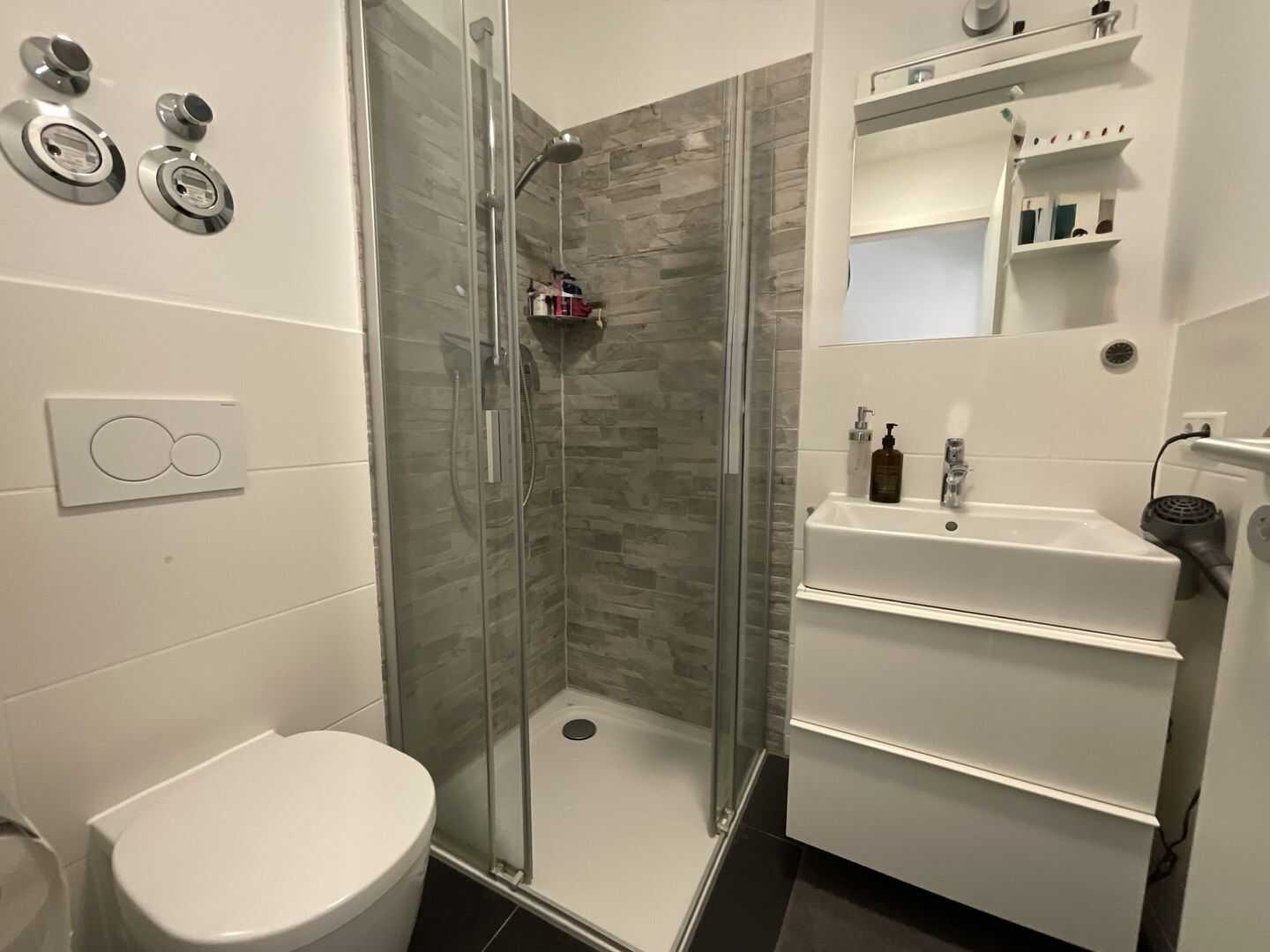 Neuwertige 3-Zimmer-Wohnung, Nähe Kahnfahrt – Augsburg – Vorschaubild 9