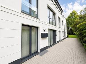 Neuwertiges Mehrfamilienhaus mit sechs vermieteten Wohneinheiten in grüner Lage von Hamburg-Rahlstedt – 22143 Hamburg – Vorschaubild 3