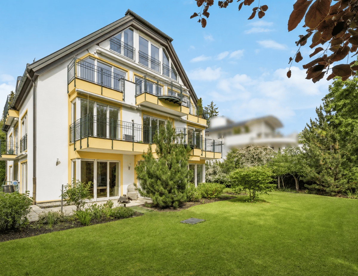 Großzügig wohnen wie im Haus - barrierearm, mit 400 m² Garten & separatem Bereich im UG – 80638 München – Bild 1 von 8